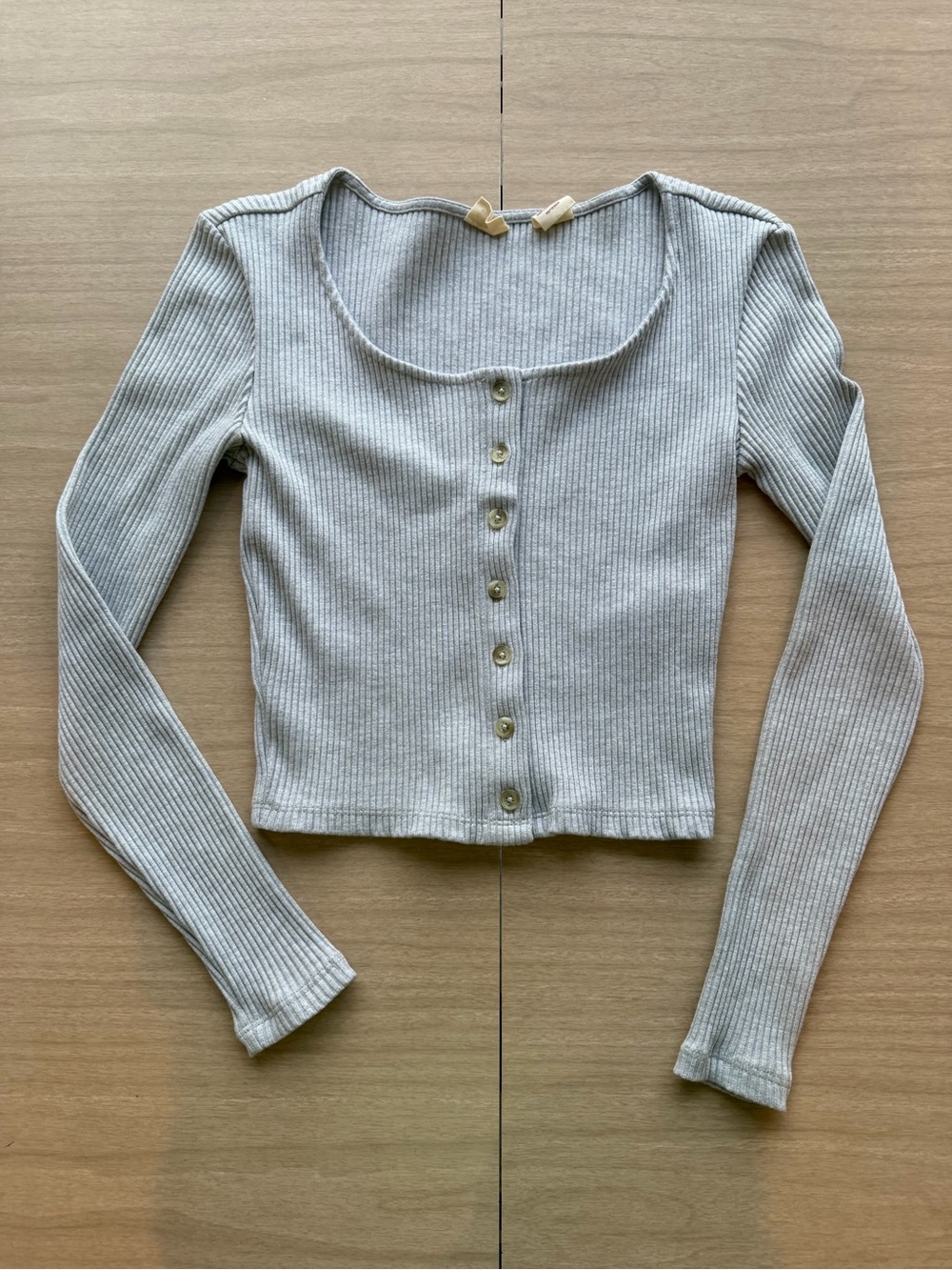 Levi's Women’s Light Gray Ribbed Button-Front Long Sleeve Top XS